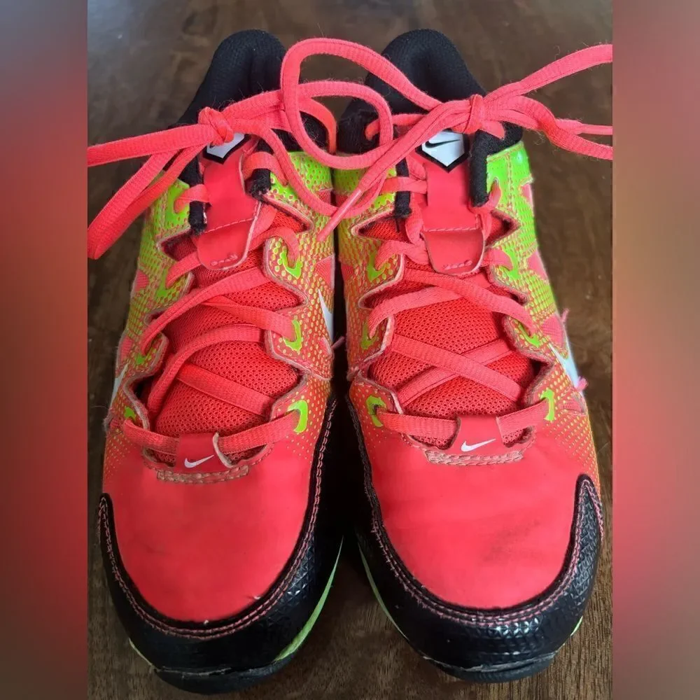 Unisex NIKE Hyper Diamond Youth Cleats size 3.5